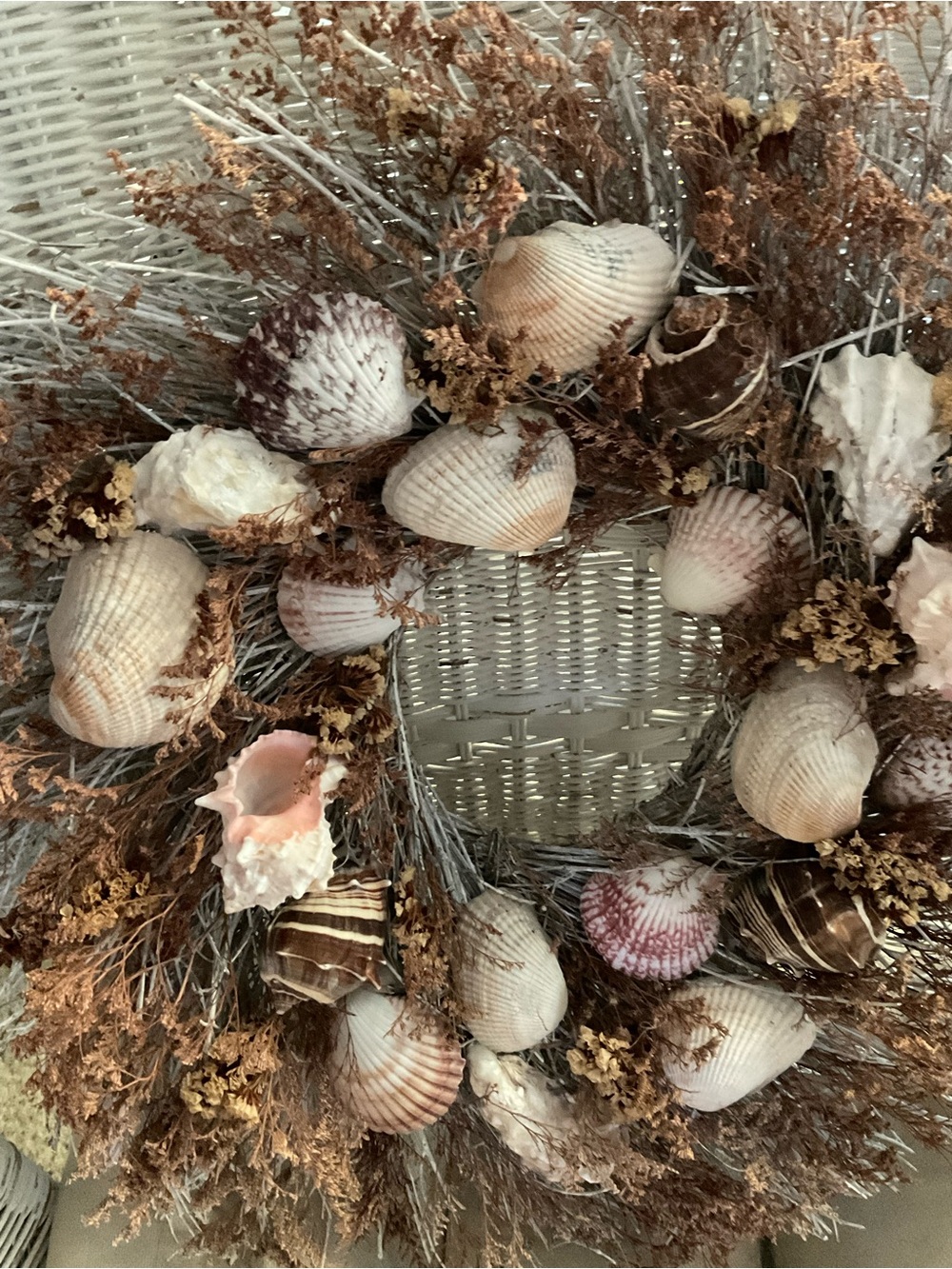 Seashell  Wreath – Pink & Natural Festive Home Accent - Picture 2 of 5